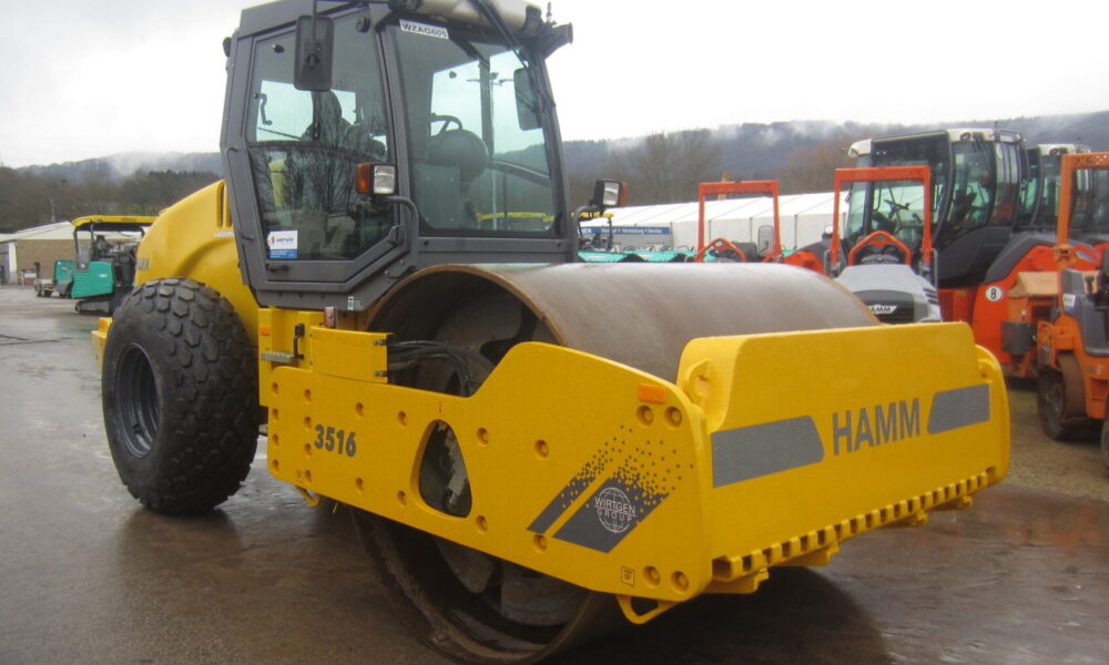 1 HAMM 3516HT (1) 1 HAMM 3516HT (1)